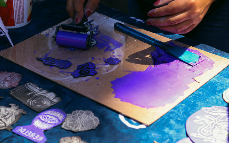7 Beautiful Linocut Printing Projects That Teach You Block Printing From Absolute Scratch