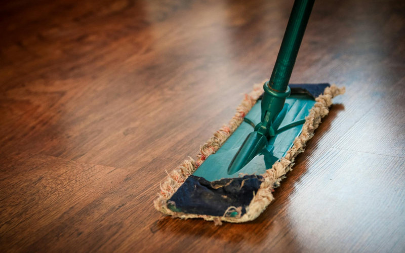 How to Clean Hardwood Floors the Right Way Without Causing Warping Dullness or Long-Term Damage