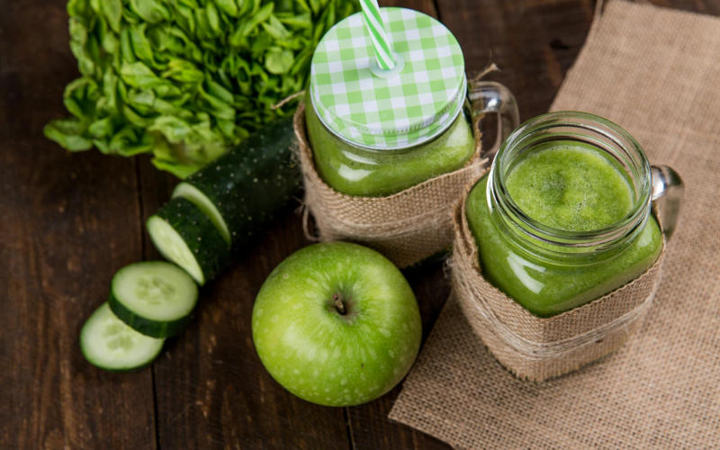 9 Seasonal Fall Juice Recipes Using Apple Cider Ginger and Root Vegetables You Can Find Anywhere